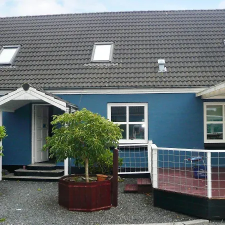 10 Person Holiday In Aalestrup בית נופש